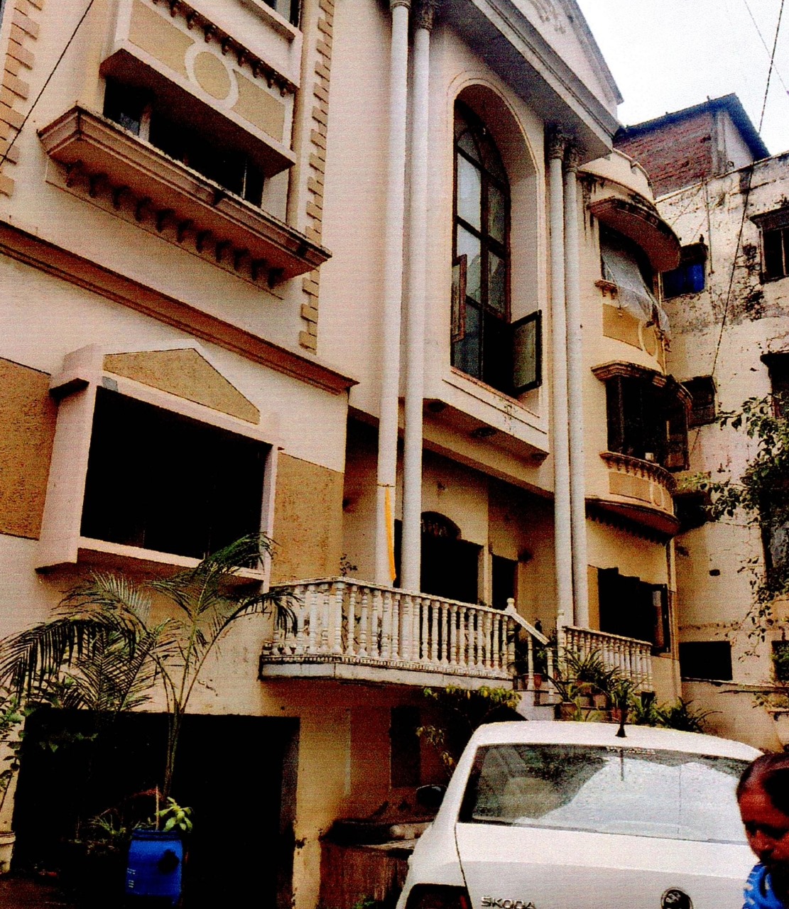 Property Photo 1